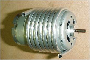 Standard-Motor 600/20 mit Weicheisenmantel und Wasserk�hlung